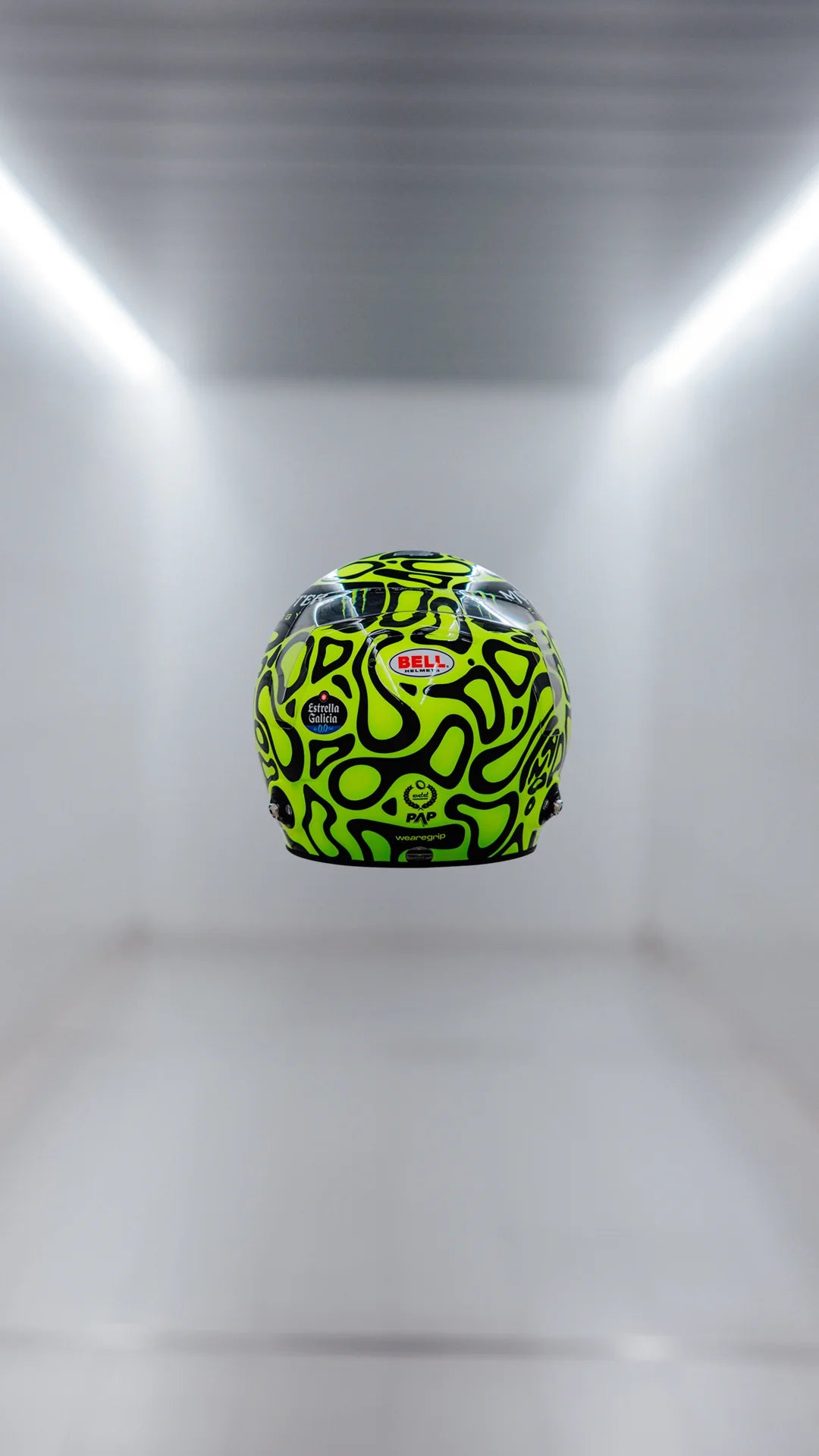 Lando Norris 1:5 SCALE 2024 SEASON MINI HELMET